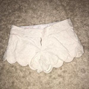 Lilly Pulitzer white floral lace scalloped shorts